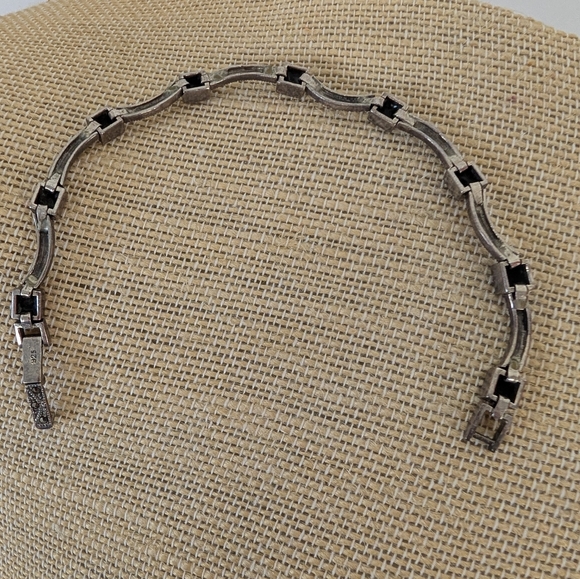 Vintage Sterling Silver Onyx And Marcasite 1980s Bracelet - Picture 3 of 5